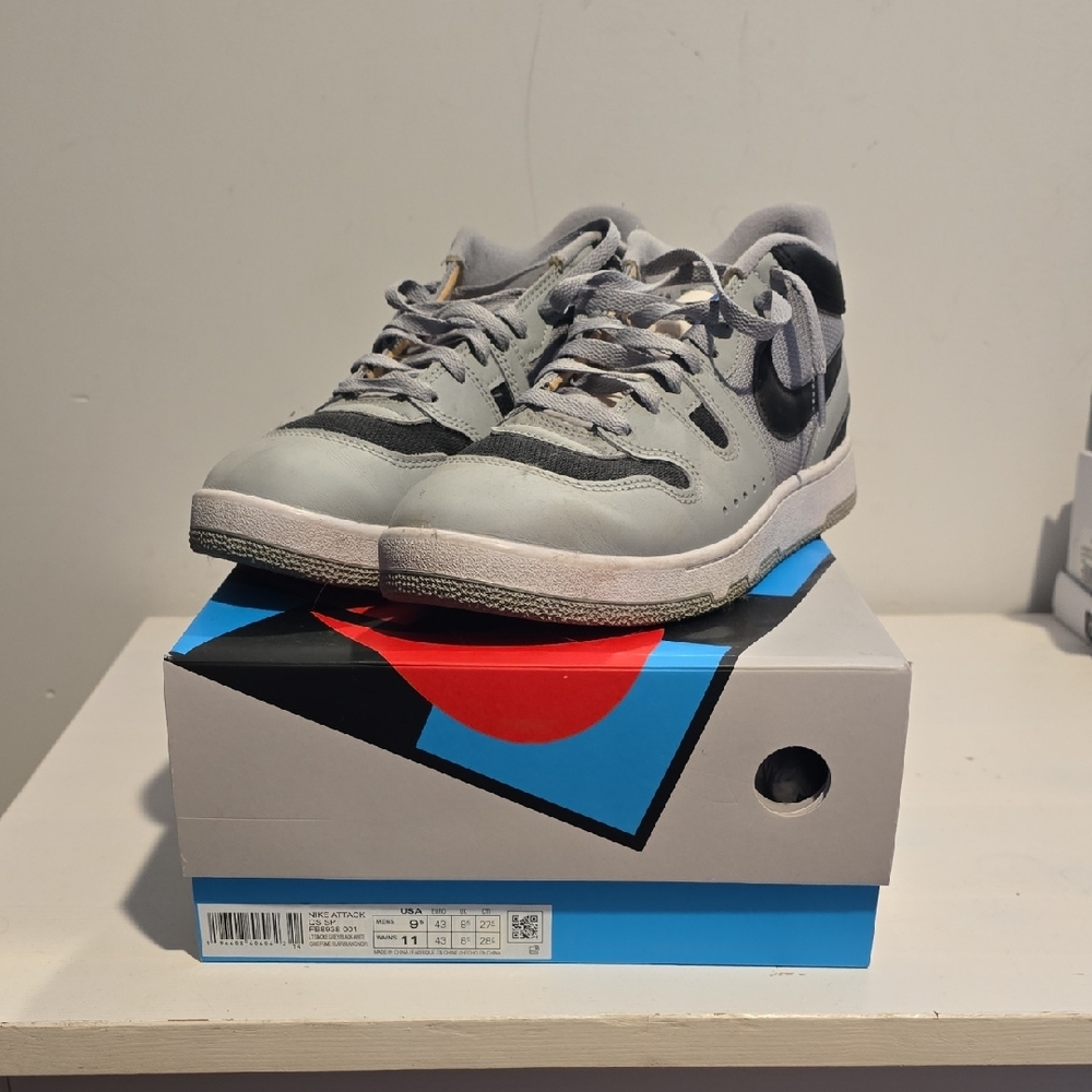 Nike Attack Gray and Black Athletic Shoes